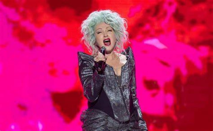 Cyndi Lauper Bygonely