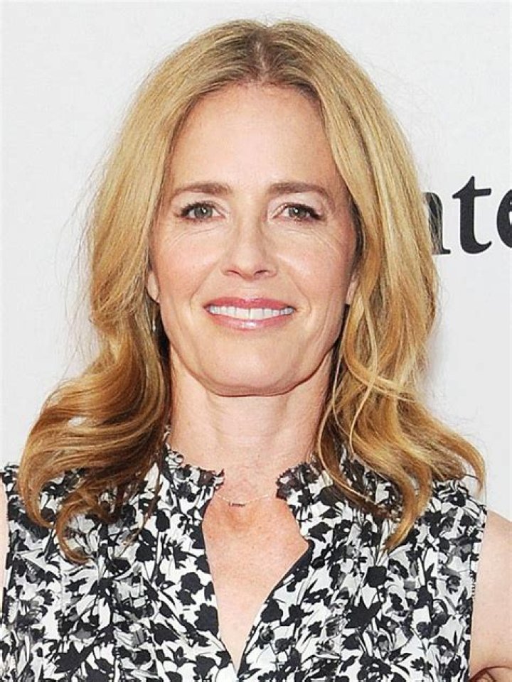 Elisabeth Shue "The Boys" Premiere at Tribeca Film Festival • CelebMafia