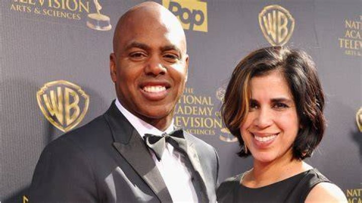 Is Kevin Frazier married? Bio Wife, Net Worth, Family, Daughter