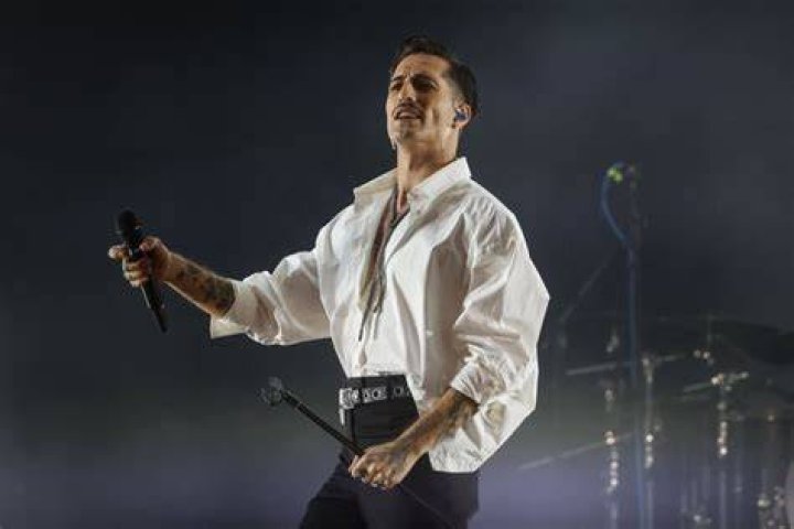 Måneskin's Damiano David and Dove Cameron confirm relationship at pre