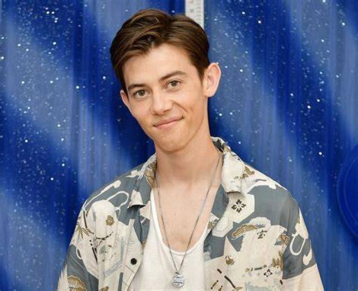 Who plays Gabe in Locke & Key? Griffin Gluck Netflix's Locke & Key